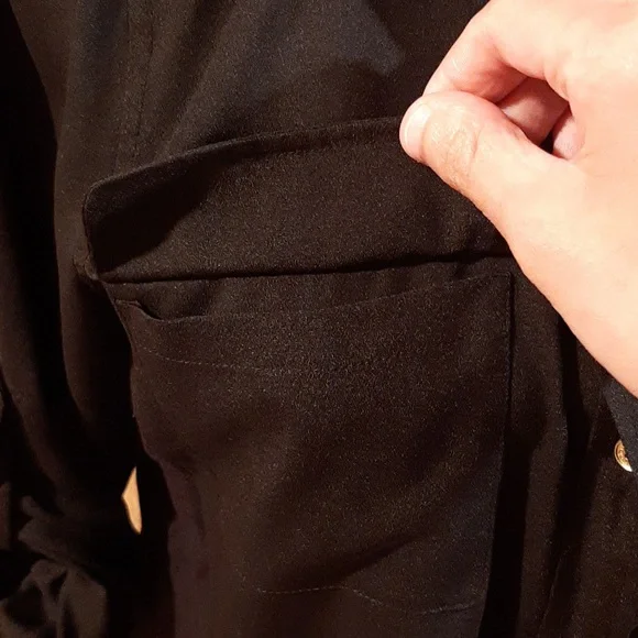 Calvin Klein Black Button-Down Shirt (Small) - Picture 4 of 10